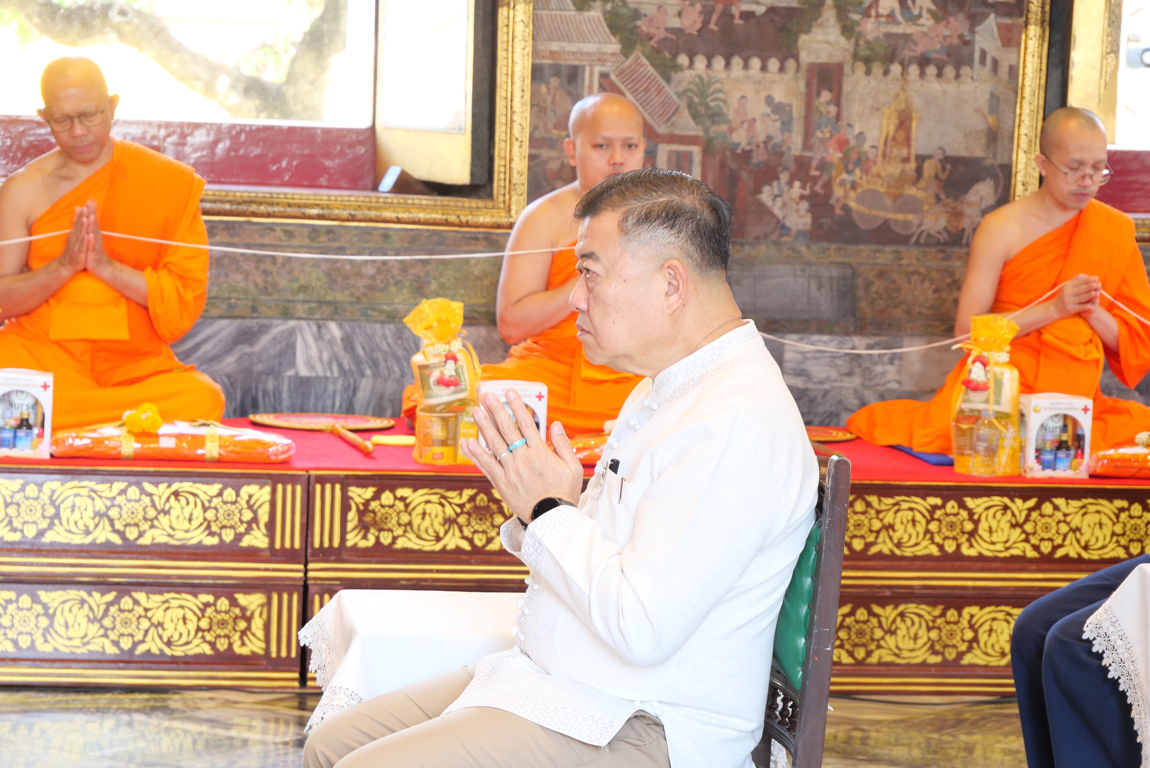 title - ปลัดกระทรวงเกษตรและสหกรณ์ พร้อมด้วยคณะผู้จัดเตรียมงานพระราชพิธีพืชมงคลจรดพระนังคัลแรกนาขวัญ ประจำปี ๒๕๖๙ ทำบุญถวายผ้าไตรและเครื่องไทยธรรม